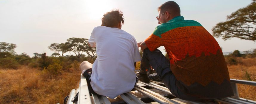 Dolly Noire e Hell Raton in Africa: escono un documentario e una t-shirt per beneficenza