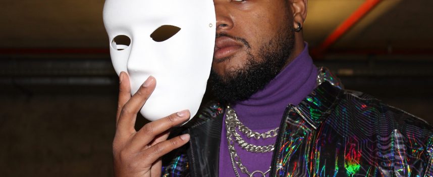 Ballin è il brano di debutto di Mic Santos ft. Leon Branco