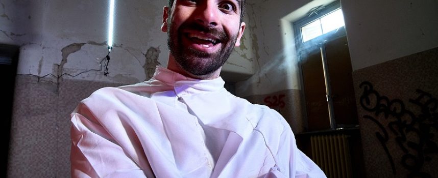 “Sick”: continua il viaggio sperimentale di 22:22, che sfrutta le parole come fossero strumenti musicali