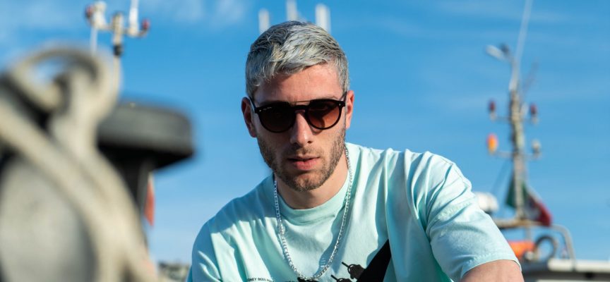 “Lazzaro” è il disco d’esordio di Layz, prodotto da Omake, KD-One, Chryverde e DJ Fastcut!