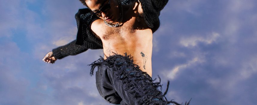 “UP!”: il percorso di Buebos riparte da un singolo in cui i sogni si muovono sul suono dei synth