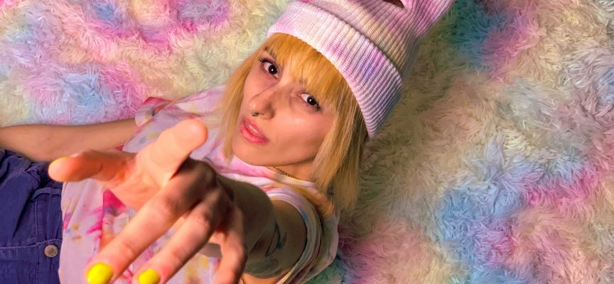 “MAY DAY” è il nuovo singolo di Marti Stone