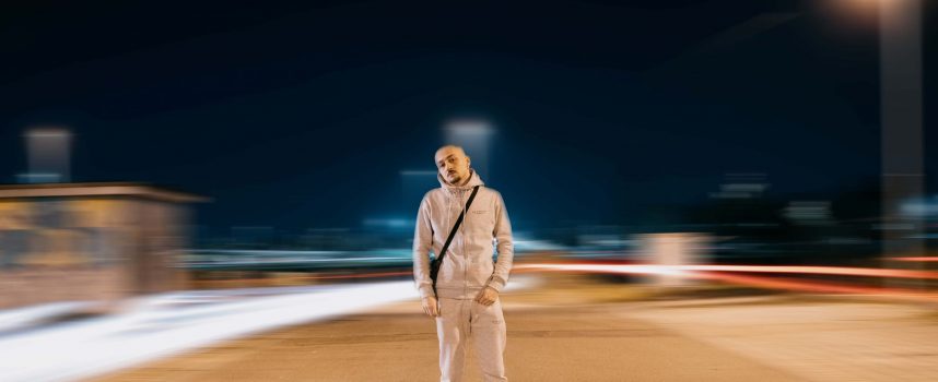 “Boneggio”: arroganza e tecnica nella nuova uscita di Mat Smile