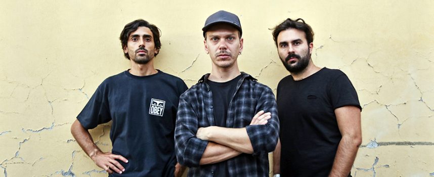 “Alti momenti di crisi” è il primo album dei Dejawood