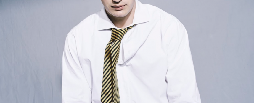 “Qualcuno” è il nuovo singolo di Iako