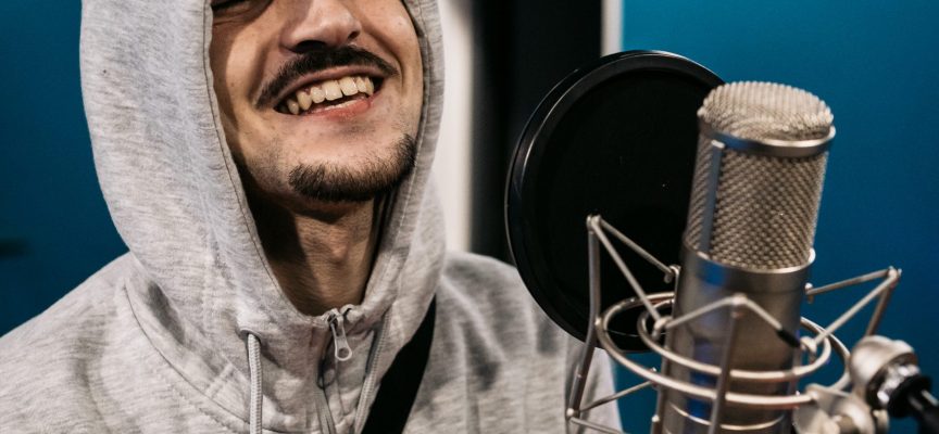 “Cric”: Mat Smile affronta con ironia e irriverenza gli stereotipi del gangsta rap