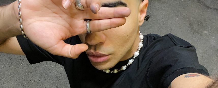 “T.O.B.”: Jersey music e drill si incontrano nel nuovo singolo di Buebos, prodotto da Youngotti, Envious e DLVB