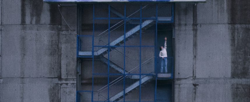 “2000 Palazzine”: Caleydo chiude un 2022 da incorniciare con un intreccio di storie che ha l’amore al centro