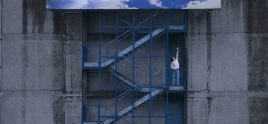 “2000 Palazzine”: Caleydo chiude un 2022 da incorniciare con un intreccio di storie che ha l’amore al centro