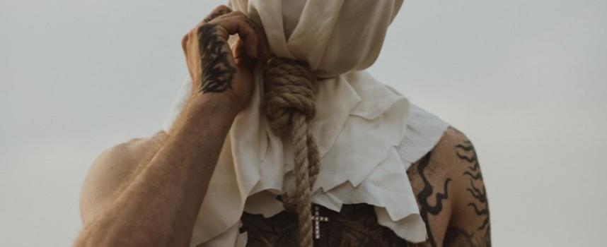 Faser continua il suo prolifico 2023 con la title track del prossimo album “SQV”