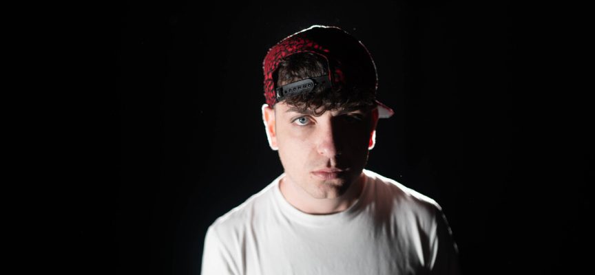 I “Momenti no” diventano barre nel primo singolo di Wavy