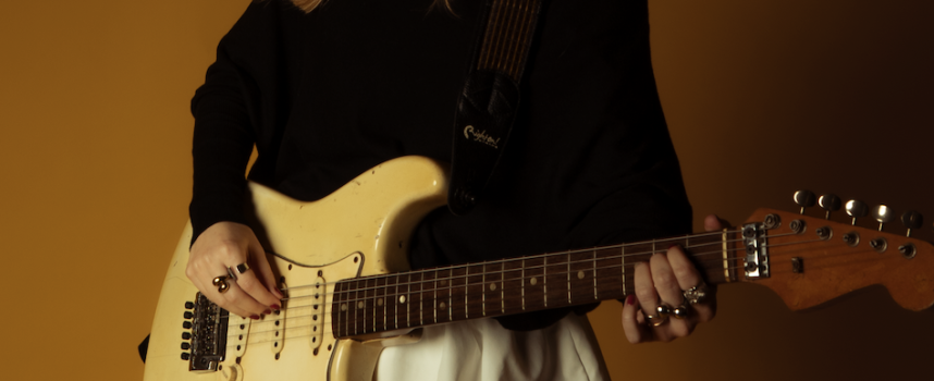 MENTA torna in digitale con il nuovo singolo “CALIGARI”