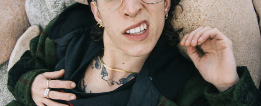 LUV! torna in digitale con il nuovo singolo “TIÉ (Bahati Mbaya)”