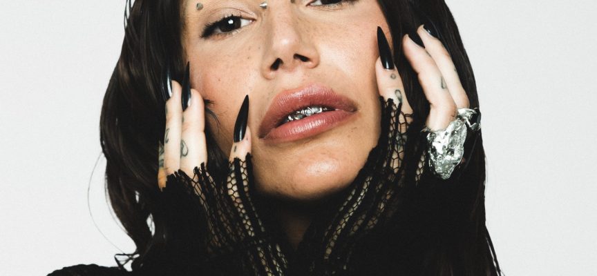 “Ronroneos” è il nuovo singolo di Muriel