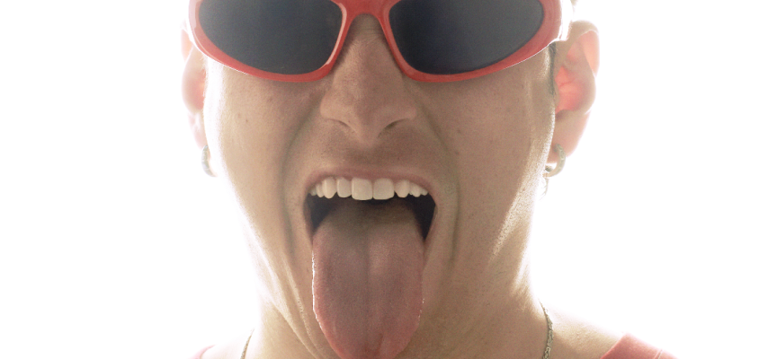 Derri pubblica un nuovo singolo dal titolo “Michelle”, dove ritmi elettronici e decisamente ballabili celano dall’anima più profonda