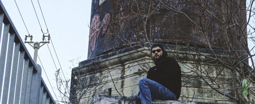 Contro la velocità: Naesh ci racconta il bisogno di restare