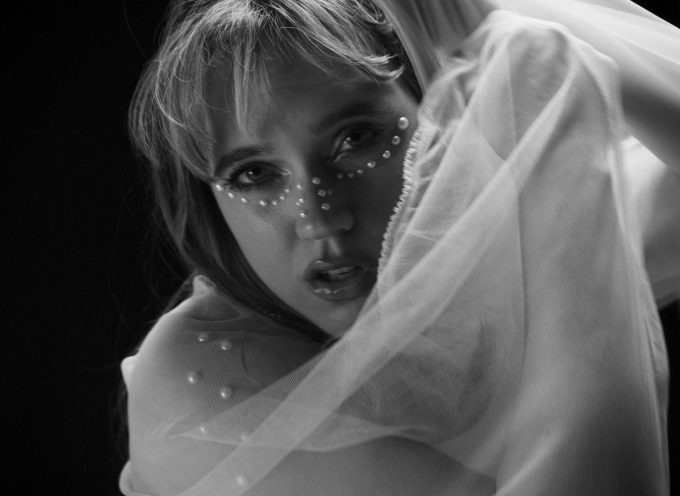 “Echi d’ombra” è il manifesto emotivo di Jey tra tensione lirica e rabbia rap