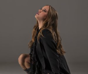 Jey, dalla lirica al rap passando per rock e reggaeton: fuori il primo EP “Dies Irae”