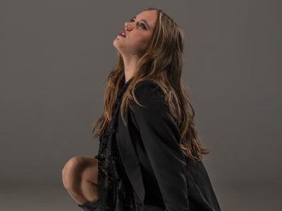 Jey, dalla lirica al rap passando per rock e reggaeton: fuori il primo EP “Dies Irae”