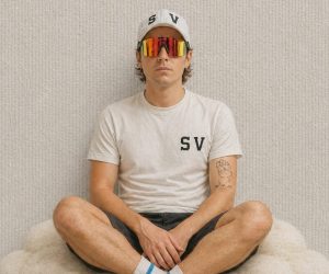 21 tracce rap contro l’economia del consumo rapido: Spectrum Vates e il debut album “Resto Fuori”