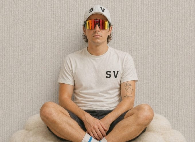 21 tracce rap contro l’economia del consumo rapido: Spectrum Vates e il debut album “Resto Fuori”