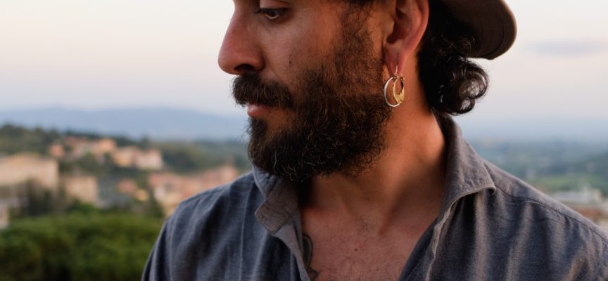 “Come un soffio di vento” è l’EP d’esordio di MonAmour